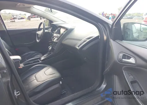 2015 Ford Focus Titanium from USA, damaged, VIN 1FADP3N27FL260899